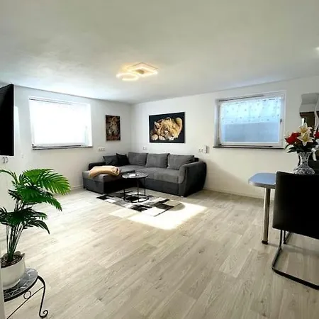 Robinshomes-2024-basement Lejlighed Cremlingen